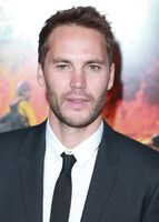Taylor Kitsch Longsleeve T-shirt #2782624