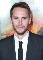 Taylor Kitsch Sweatshirt #2782626