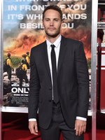 Taylor Kitsch Sweatshirt #2782676