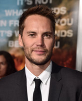 Taylor Kitsch Longsleeve T-shirt #2782690