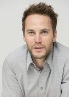 Taylor Kitsch Longsleeve T-shirt #2838268