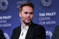Taylor Kitsch Longsleeve T-shirt #2984138