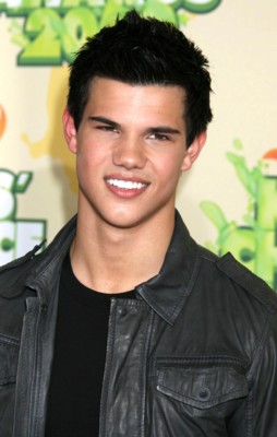 Taylor Lautner Mouse Pad 1525272