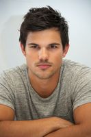 Taylor Lautner Tank Top #2339097