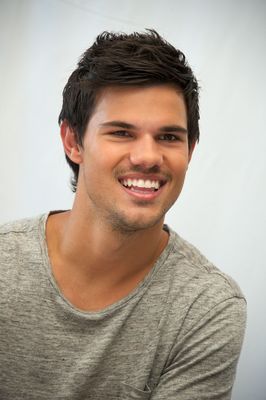 Taylor Lautner Mouse Pad 2339104
