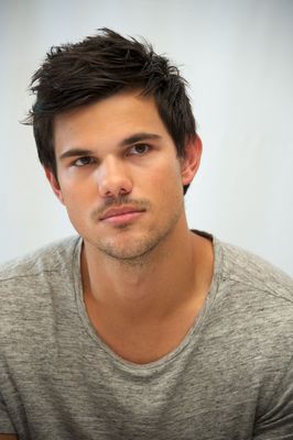 Taylor Lautner Mouse Pad 2339105