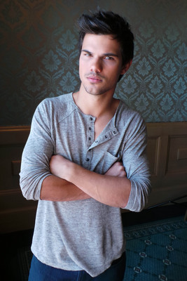 Taylor Lautner stickers 2339109