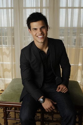 Taylor Lautner Mouse Pad 2428827