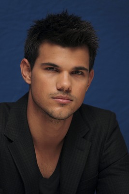 Taylor Lautner Mouse Pad 2442119