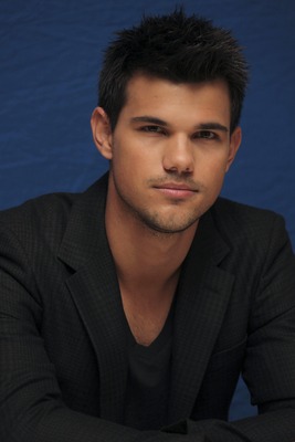 Taylor Lautner Mouse Pad 2442131