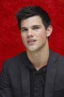 Taylor Lautner hoodie #2450566