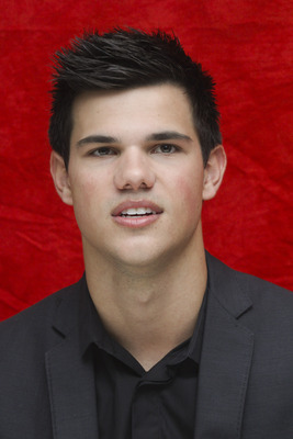 Taylor Lautner Mouse Pad 2450569