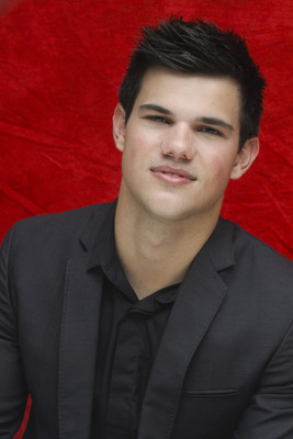 Taylor Lautner Mouse Pad 2450573