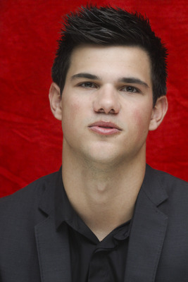 Taylor Lautner Mouse Pad 2450579