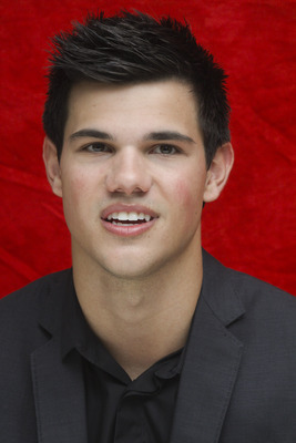 Taylor Lautner Mouse Pad 2450601