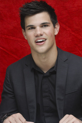 Taylor Lautner Mouse Pad 2450608