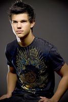 Taylor Lautner Longsleeve T-shirt #2632685