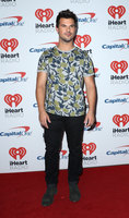 Taylor Lautner Longsleeve T-shirt #2774472