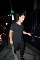 Taylor Lautner Longsleeve T-shirt #3058530