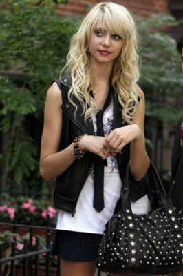 Taylor Momsen posters