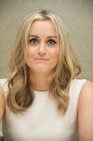 Taylor Schilling t-shirt #2430094