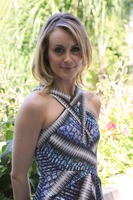 Taylor Schilling t-shirt #2443815