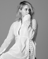 Taylor Schilling mug #G2298348