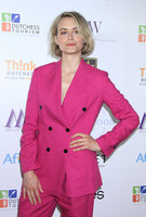 Taylor Schilling Sweatshirt #3871360