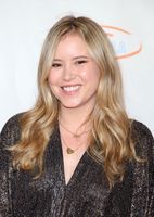 Taylor Spreitler Longsleeve T-shirt #3839864