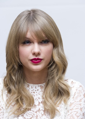 Taylor Swift Poster 2354092