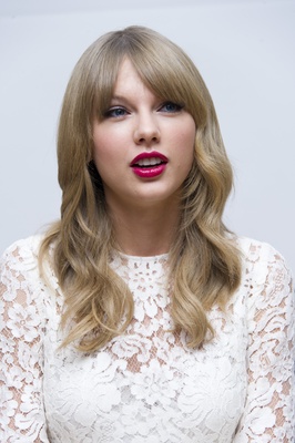 Taylor Swift Poster 2354106