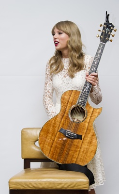 Taylor Swift Poster 2354108