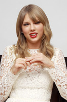 Taylor Swift Sweatshirt #2361453