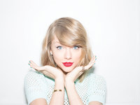 Taylor Swift Sweatshirt #2605779