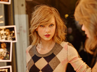 Taylor Swift Tank Top #2640302