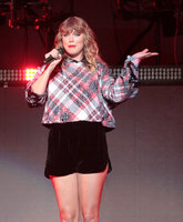 Taylor Swift Tank Top #2923058