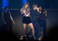 Taylor Swift Sweatshirt #2923080