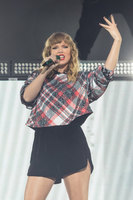 Taylor Swift t-shirt #2923085
