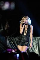 Taylor Swift Sweatshirt #2923226