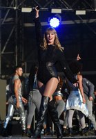Taylor Swift Longsleeve T-shirt #3307049