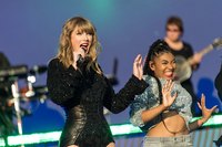 Taylor Swift Sweatshirt #3307073