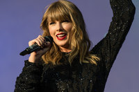 Taylor Swift Longsleeve T-shirt #3307084