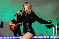 Taylor Swift t-shirt #3307160