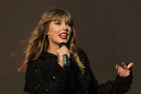 Taylor Swift t-shirt #3307162