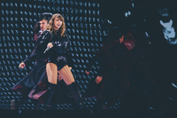 Taylor Swift Longsleeve T-shirt #3312113