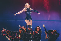 Taylor Swift Longsleeve T-shirt #3312123