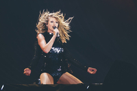 Taylor Swift Longsleeve T-shirt #3314203