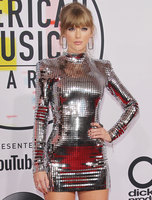 Taylor Swift Longsleeve T-shirt #3755730