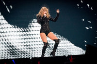 Taylor Swift Longsleeve T-shirt #3755742