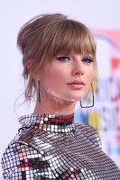 Taylor Swift Longsleeve T-shirt #3813771